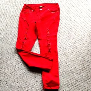 NWOT Reign jeans red